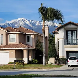 Homestay Woodland Rancho, Rancho Cucamonga